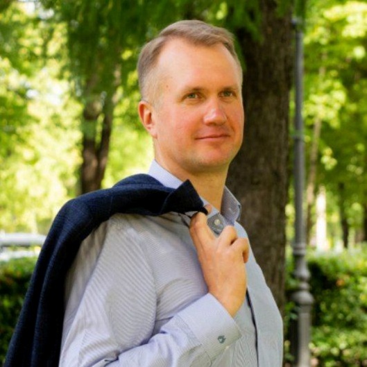 Валерий Лапшин