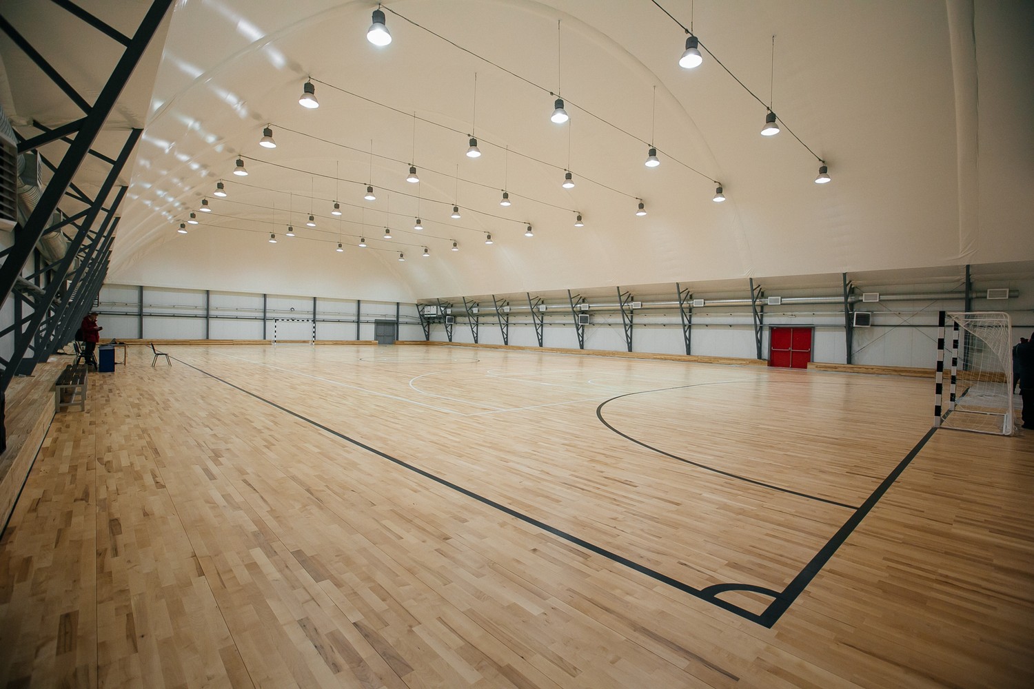 Спортивные комплексы и центры